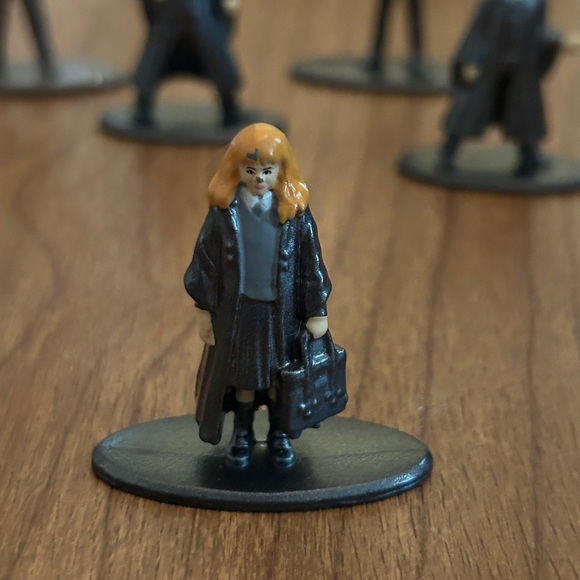 •HARRY POTTER FILM CHARACTER •5 PIECE COLLECTOR SET DIE-CAST METAL FIGURES! - Picture 6 of 14